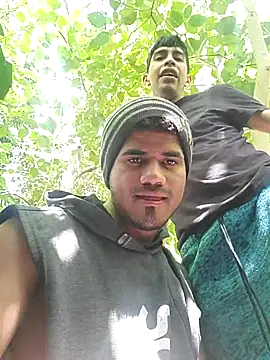 عرض كام Latins_on_fire