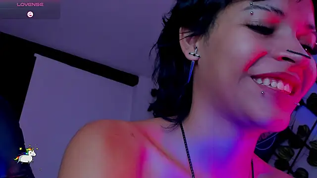 دردشة Anny_Kiitty الجنسية المباشرة