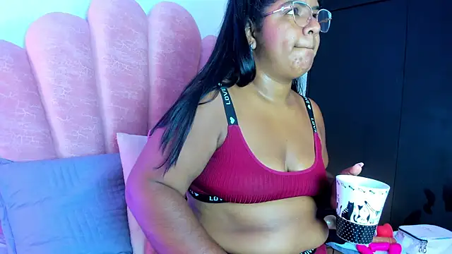 Mommy_Big_Ass 即時 XXX 聊天