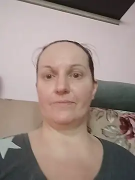 BustyLadyAlma Chat XXX live