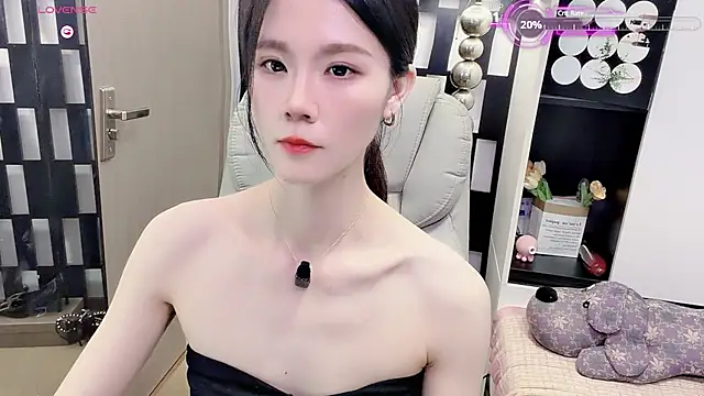 Yueyue-MM Adlı Modelin Canlı XXX Sohbeti