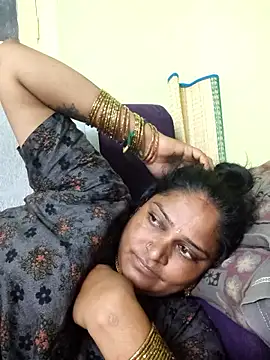 Chat XXX en directo de mynatamil143
