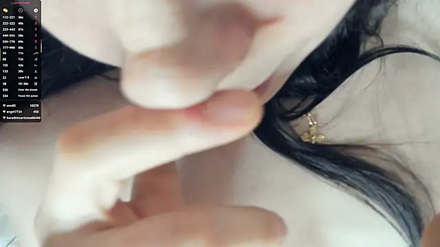 XXX chat uživo modela MaryJacksoon