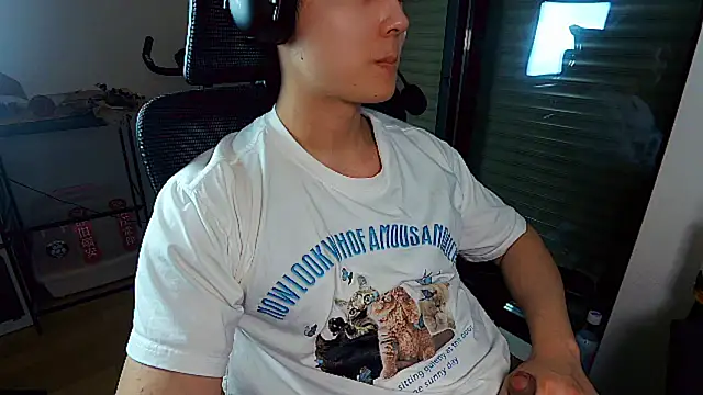 Chat +18 de Tkcqcc ao vivo