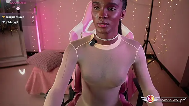 LuanaRisque Live XXX-chat