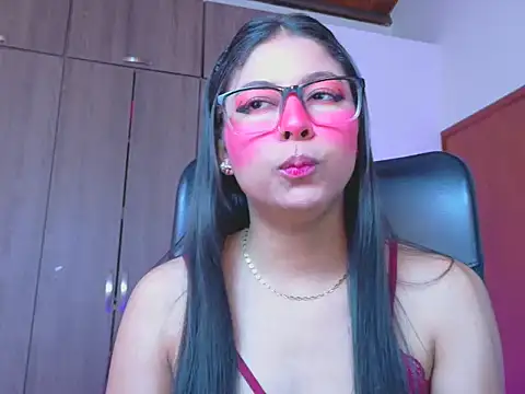 Chat XXX en directo de _ALLYSON18_