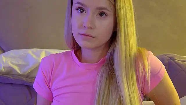 MilanaBalmain Adlı Modelin Canlı XXX Sohbeti