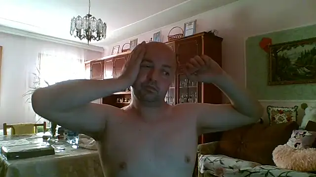 Chat XXX en directo de Luceriusbigass