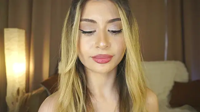 دردشة GeorginaHarn الجنسية المباشرة