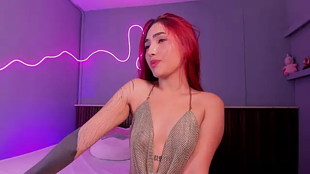XXX chat uživo modela AriiCherry