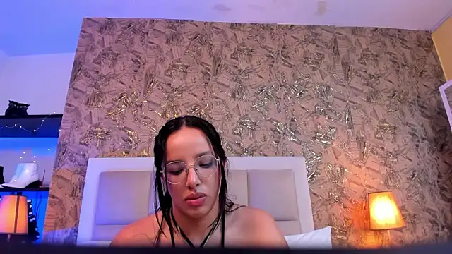 ValkyriaSteel Chat XXX live