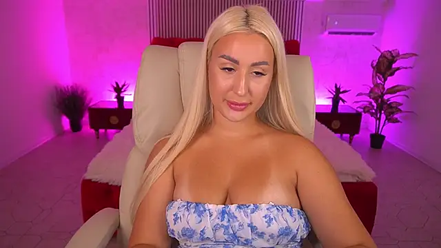 LiaBrazzerr's Live XXX Chat