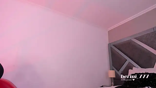 AmberiniHoffman live XXX chat