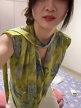 huihui_520 élő XXX-chatje