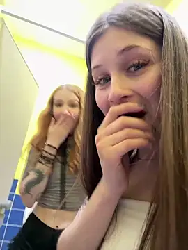 KnockKnock- Adlı Modelin Canlı XXX Sohbeti