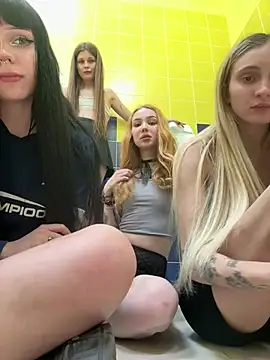 KnockKnock- Chat XXX in diretta