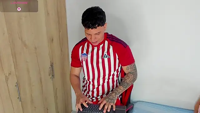 DrakeSmith_ Live XXX Chat