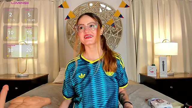 Czat XXX na żywo – Ada_Turner