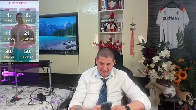 SpartacusDaddy48n Live XXX chat