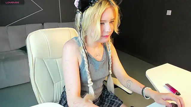 kikipeach Live XXX Chat