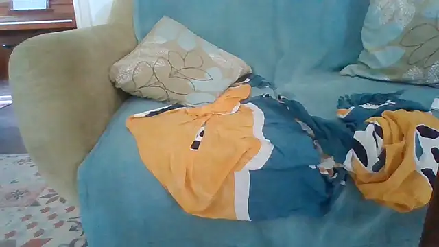 jakjak106 Adlı Modelin Canlı XXX Sohbeti