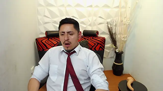 Chat XXX ao vivo de Alexx_levi