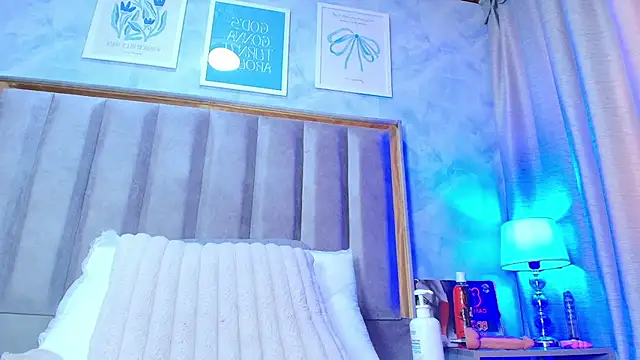 AvaX_777 即時 XXX 聊天