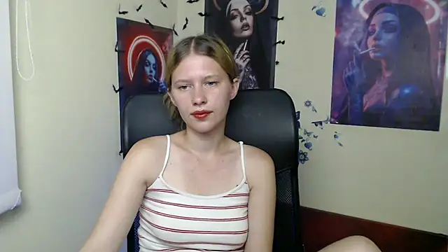 StellaCRL's Live XXX Chat