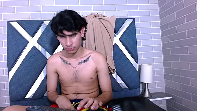Kevin_Brooks1 라이브 XXX 채팅