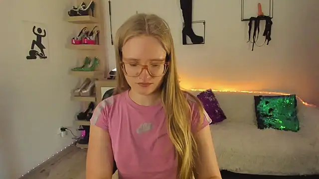 NancyHottie's Live XXX Chat