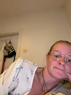 jannis1992 live XXX chat