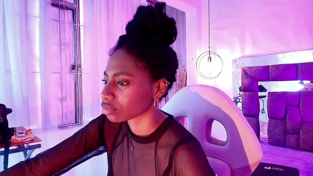 Queen_perla_ Live XXX-chat