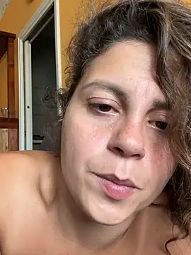 ItalianiMuli 即時 XXX 聊天
