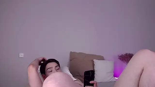 RobbyCharming 라이브 XXX 채팅