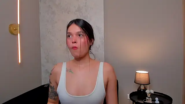 Онлайн чат XXX MeganColt
