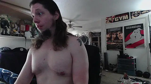 biggerisbetter12's Live XXX Chat