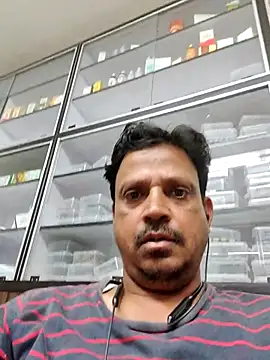 XXX chat uživo modela Raj1043