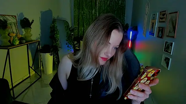 VireliaMoonfall Live XXX Chat