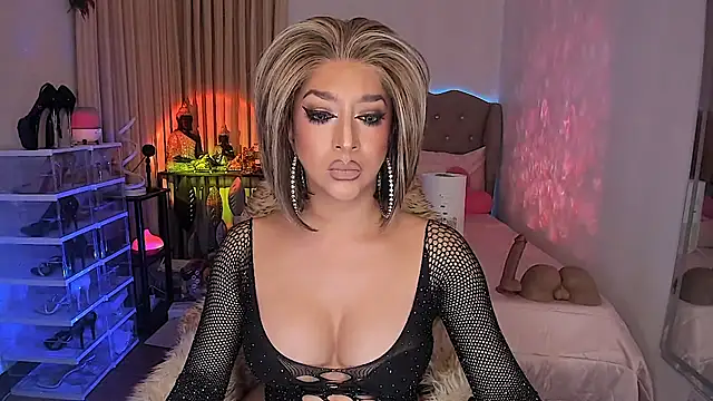 XXX chat uživo modela GoddessTransContessa