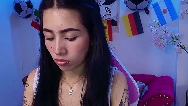 Chat +18 de Rainy_doll ao vivo