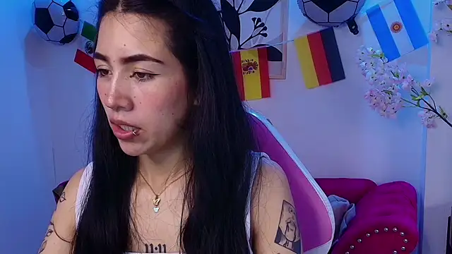 Rainy_doll's Live XXX Chat