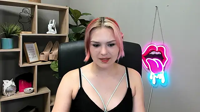 SweetLilyxo Adlı Modelin Canlı XXX Sohbeti