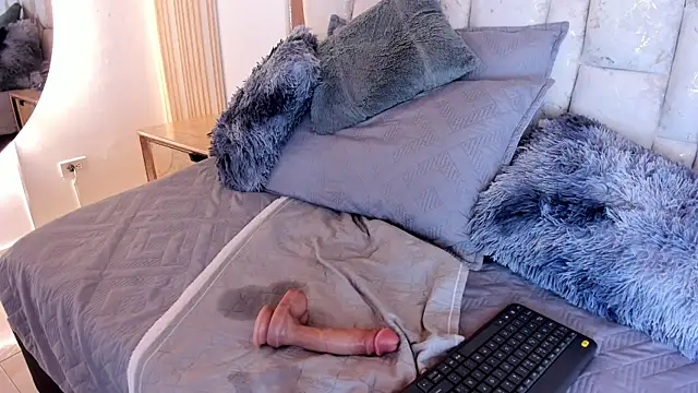 Chat XXX en directo de Naughty__Mom