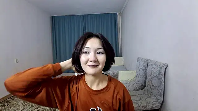 Lyndasilk 即時 XXX 聊天