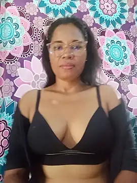 Yandris_1212's Live XXX Chat
