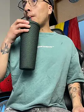 Dereck_Klain's Live XXX Chat