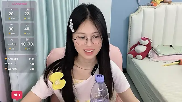 Luna-666 Chat XXX in diretta