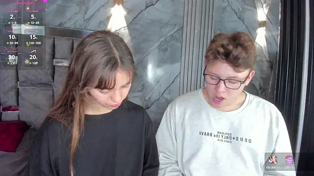 Chat +18 de Manson_and_Zoe ao vivo