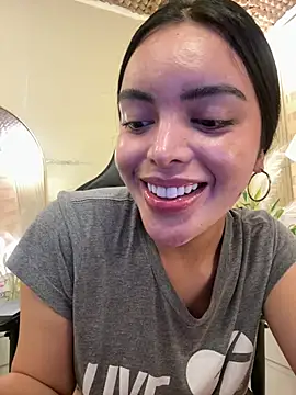 TS-SimplyTheBest's Live XXX Chat