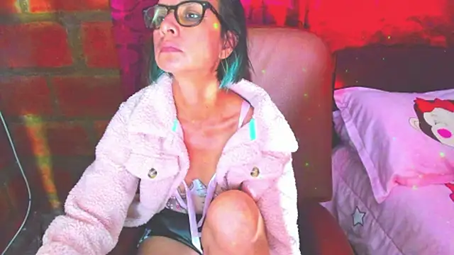 Chatroom XXX en direct de BrianaGarner